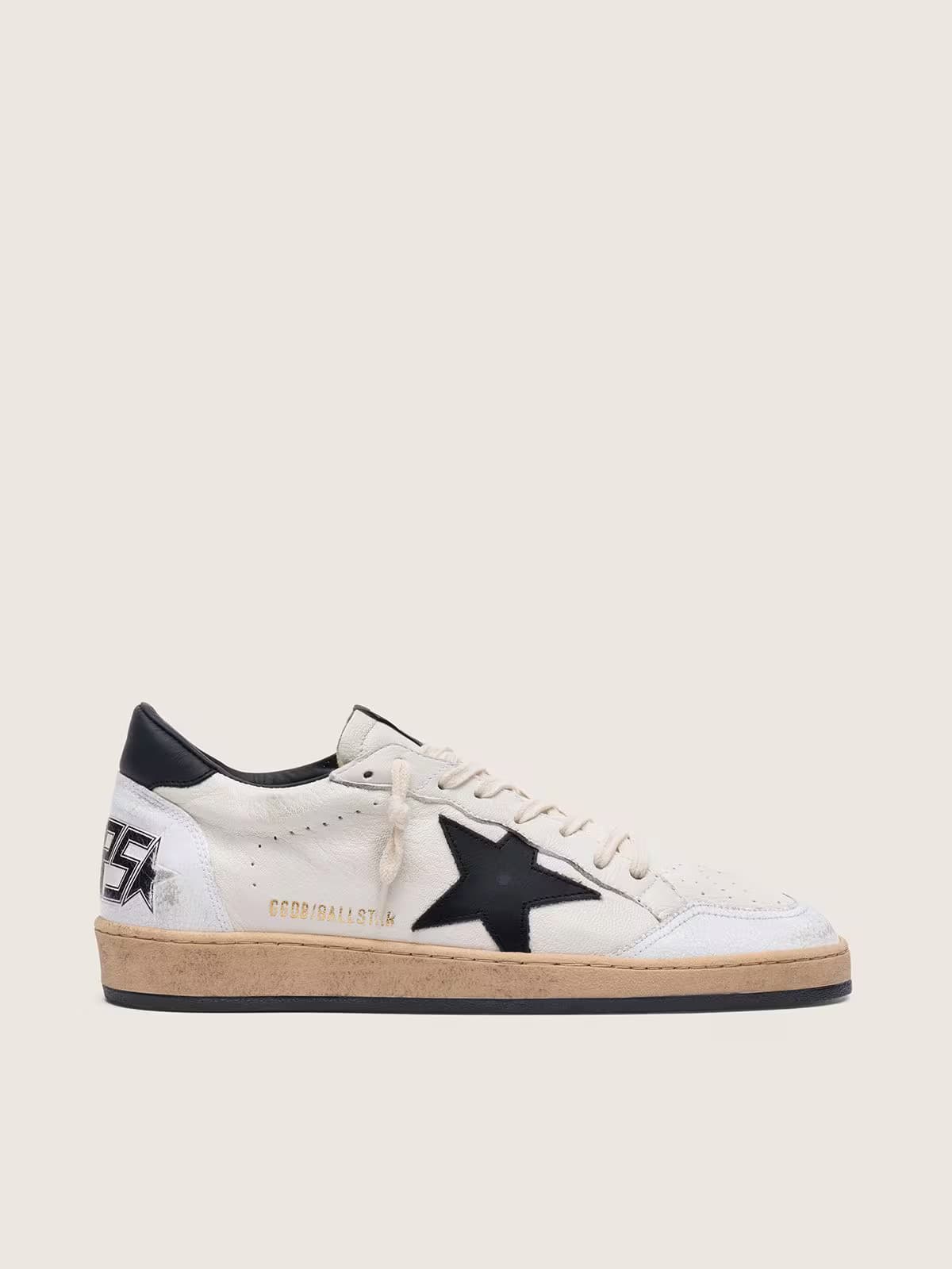 Golden Goose Ballstar Black and White - View 1